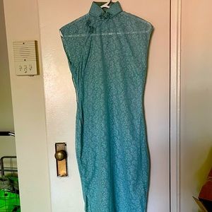 Vintage Chinese Dress Size 2. Baby blue.